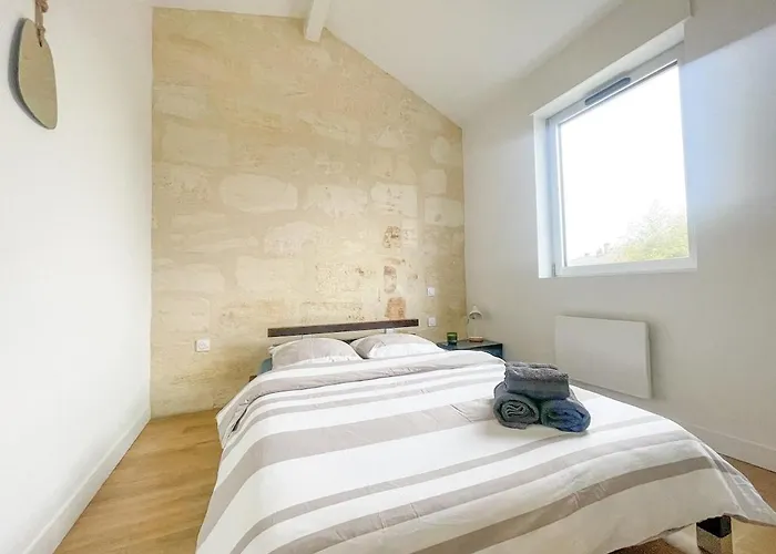 Апартаменты Maison Spacieuse Proche Bordeaux