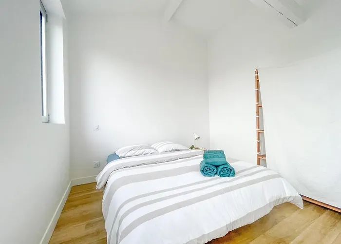 Maison Spacieuse Proche Bordeaux